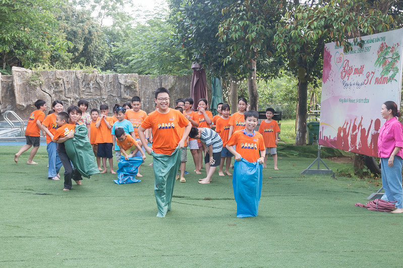 Hoạt động trại h&egrave;
